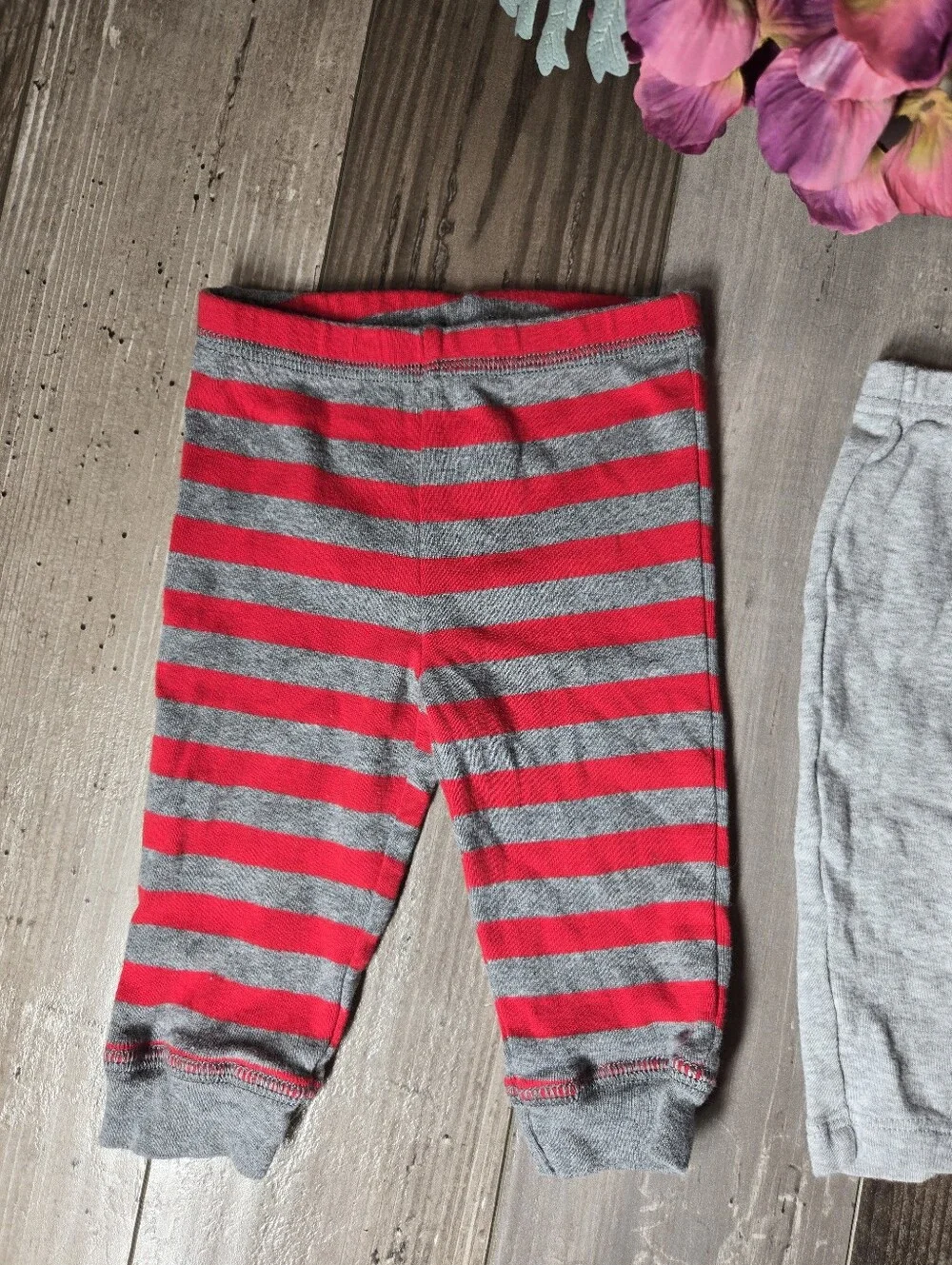 Carter’s Solid Gray & Gray‑Red Stripe Baby Leggings Set – Size 3M